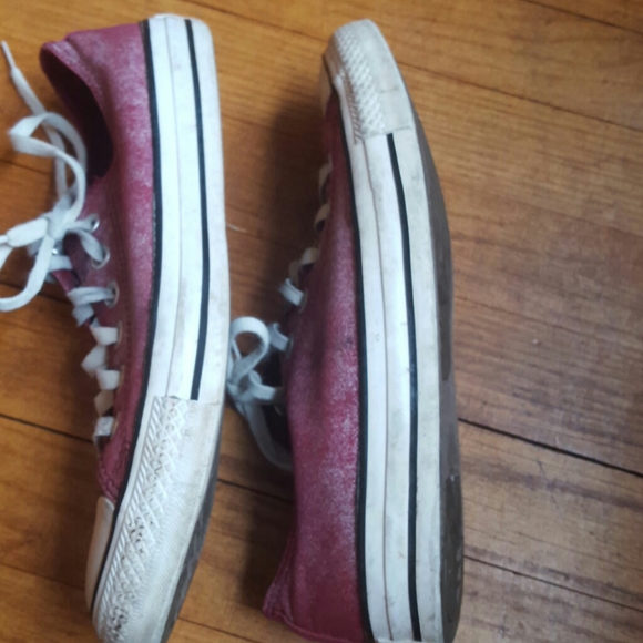 Frosted Burgundy Converse - Picture 7 of 9